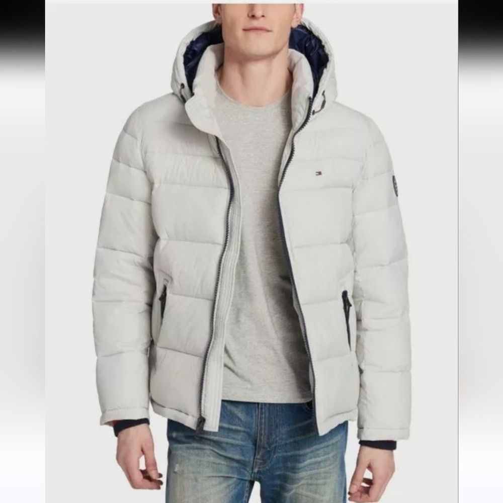 NWT Tommy Hilfiger Men's Down Alternative Hooded Puffer Coat